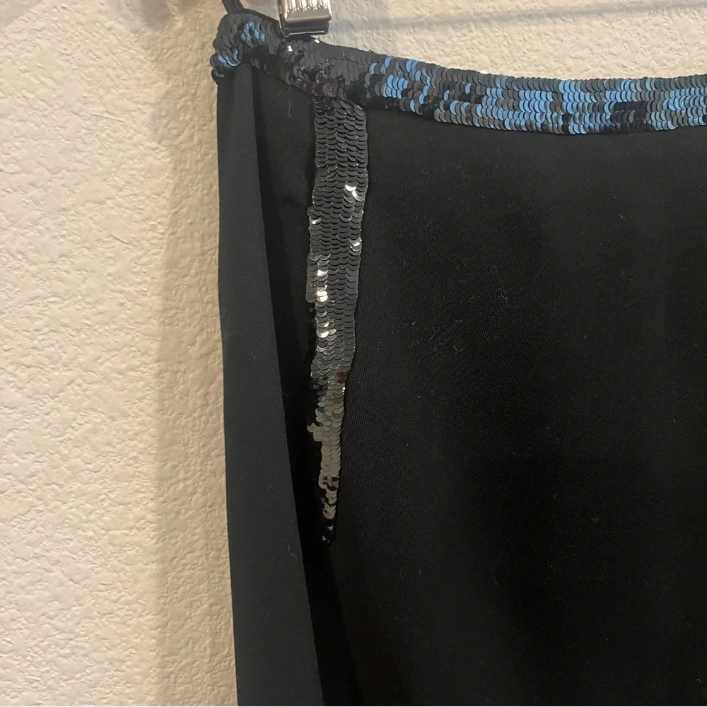 Chanel vintage size 38 wool silk blend skirt with black sequin accents